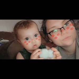 Meet your Posher, Tessa